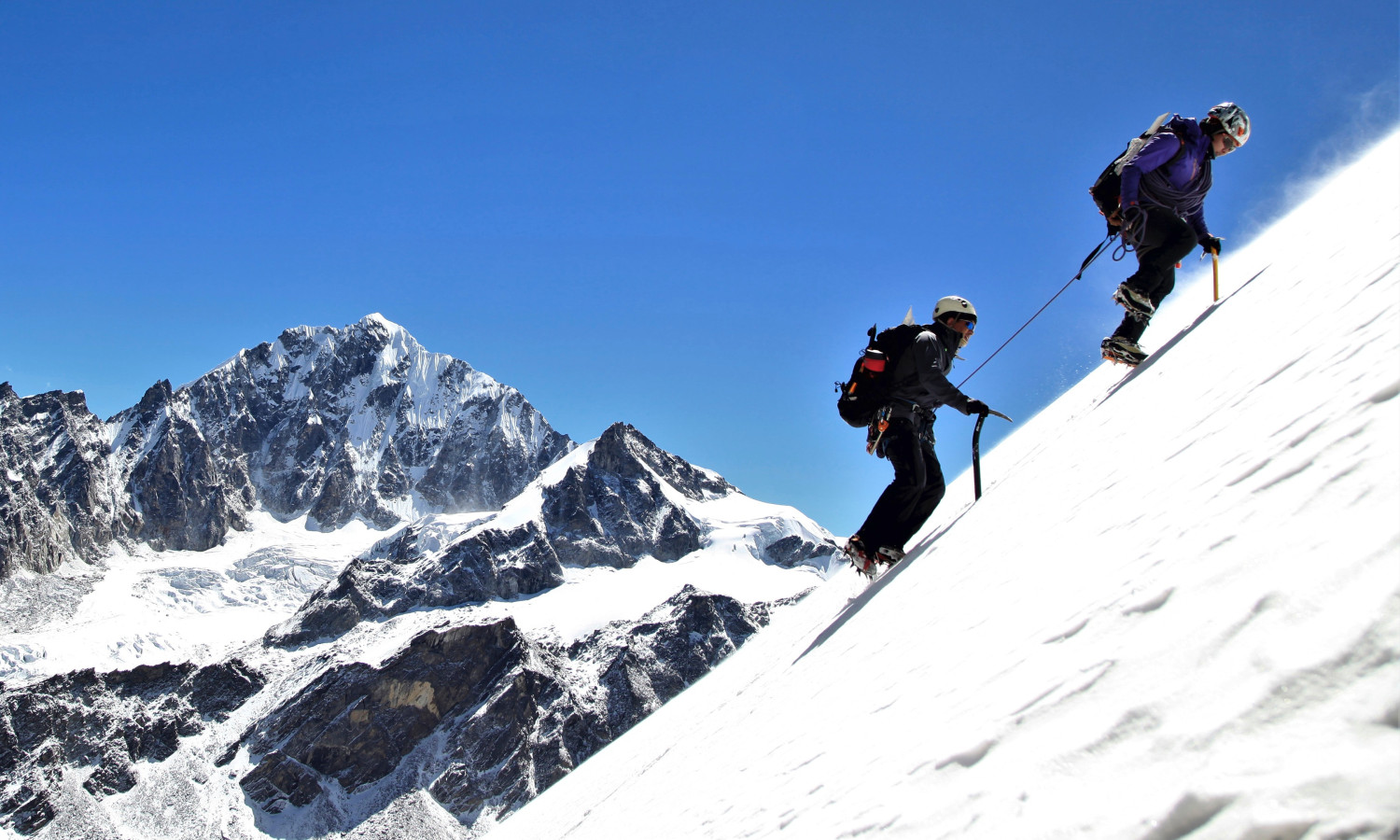Tudod mennyibe kerül a Mount Everest megmászása? Mutatjuk, nem olcsó mulatság!