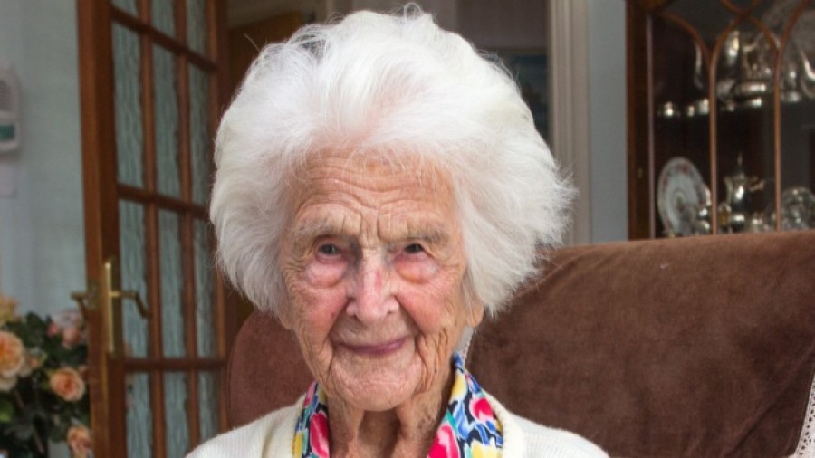 A 111 éves nő elmondta mi a hosszú élet titka! 